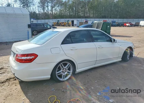 2011 Mercedes-Benz E 550 from USA, damaged, VIN WDDHF7CBXBA284330